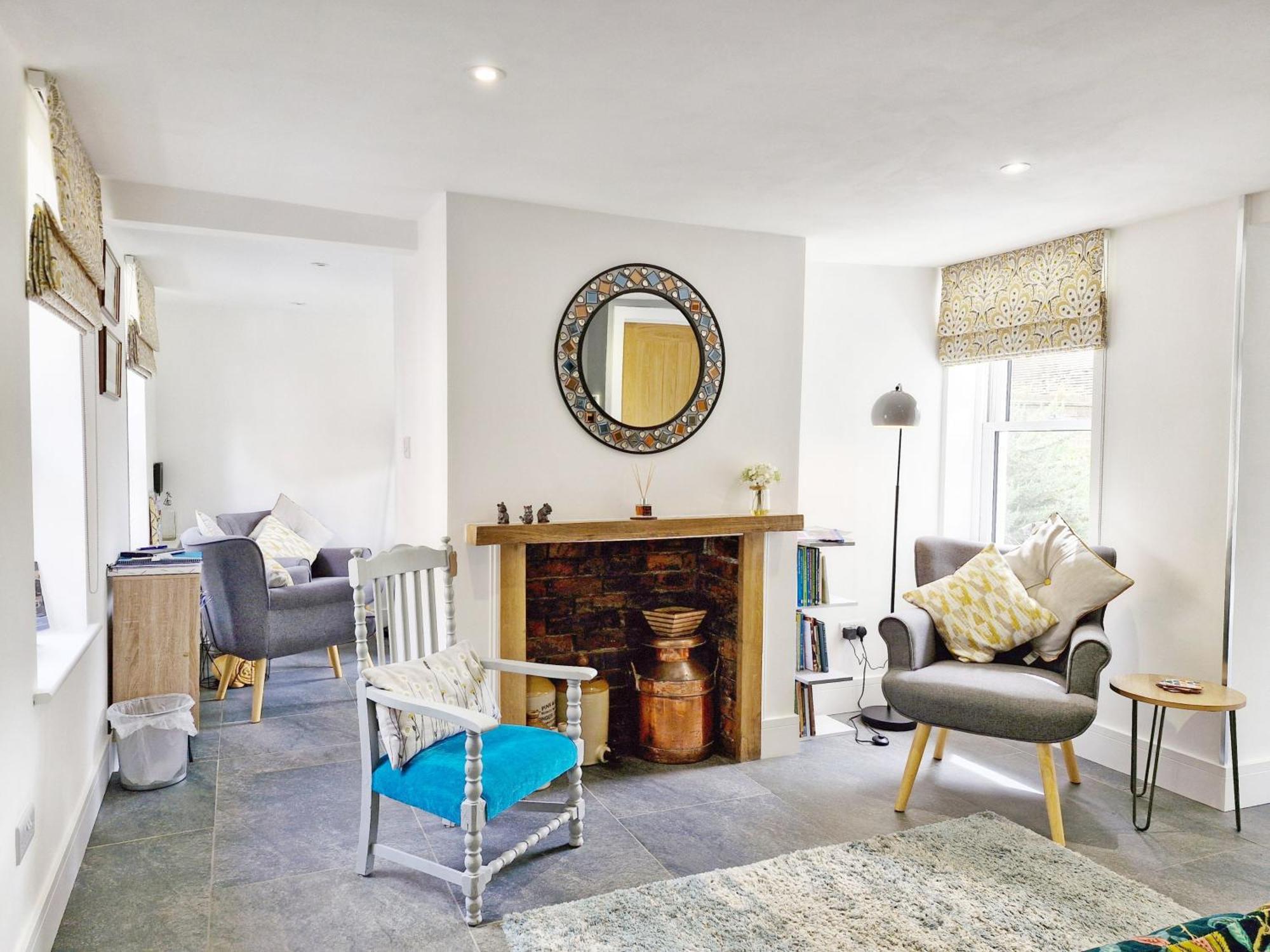 Four Priory Road, Chichester Bagian luar foto