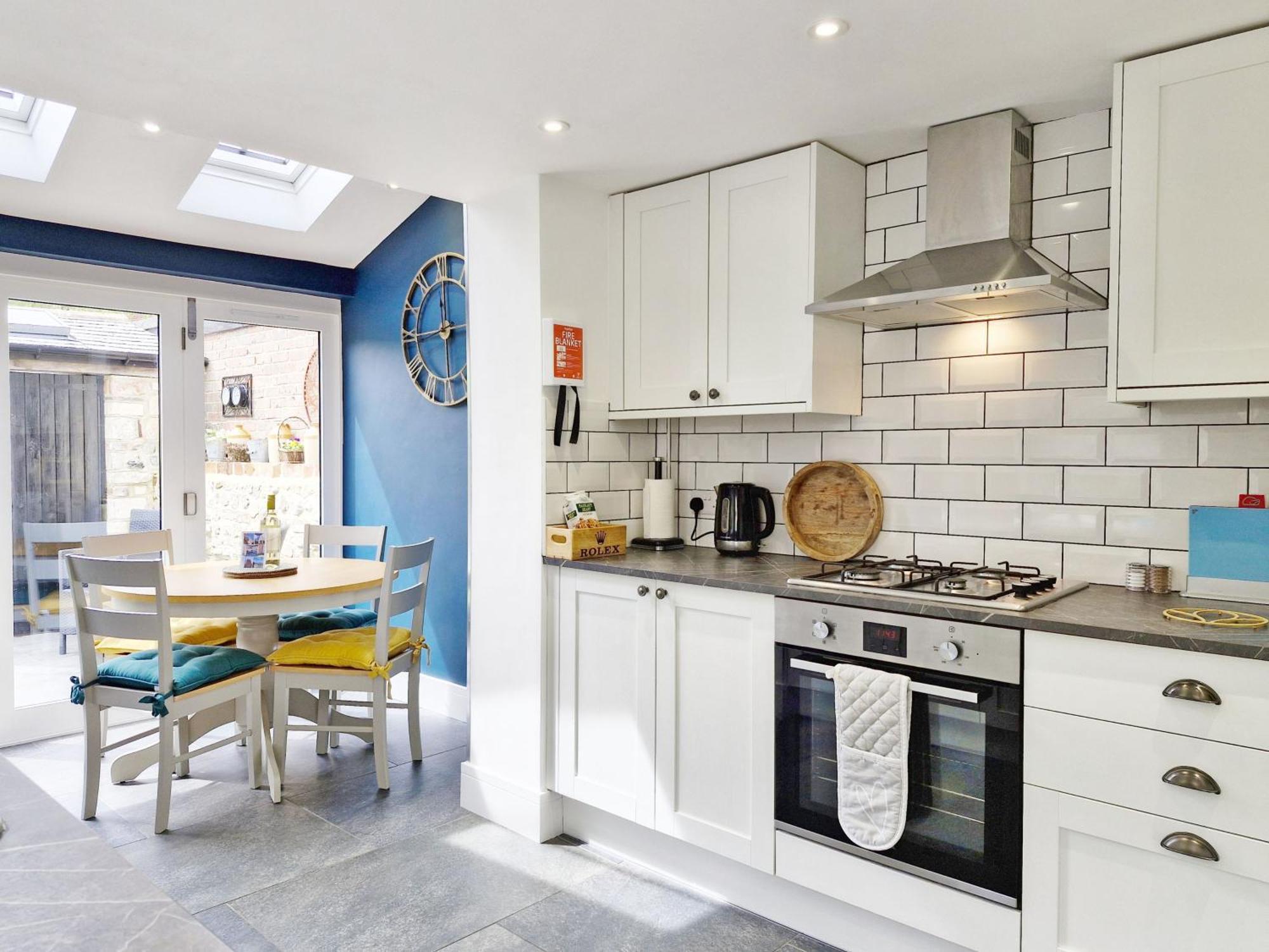 Four Priory Road, Chichester Bagian luar foto