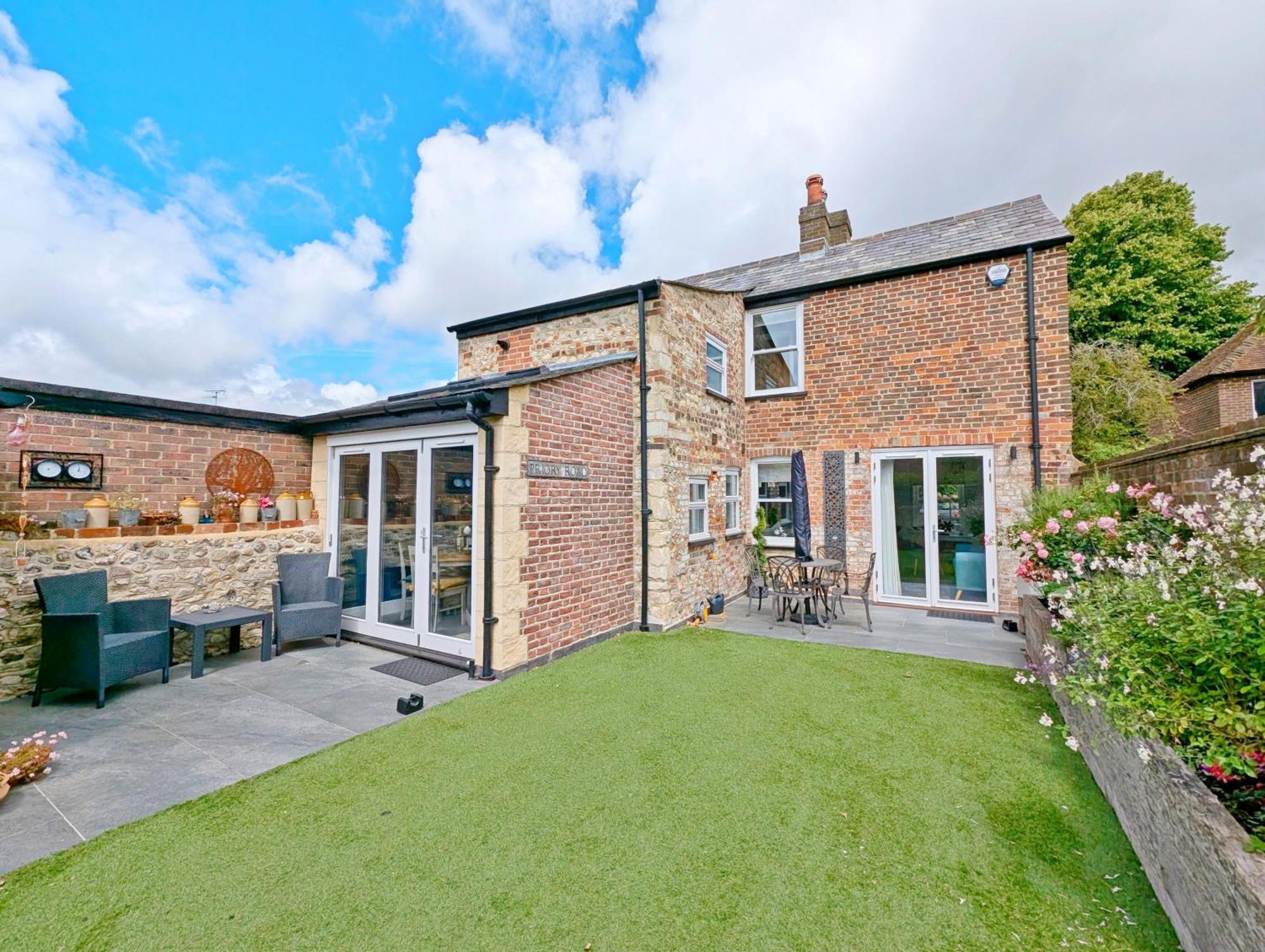 Four Priory Road, Chichester Bagian luar foto